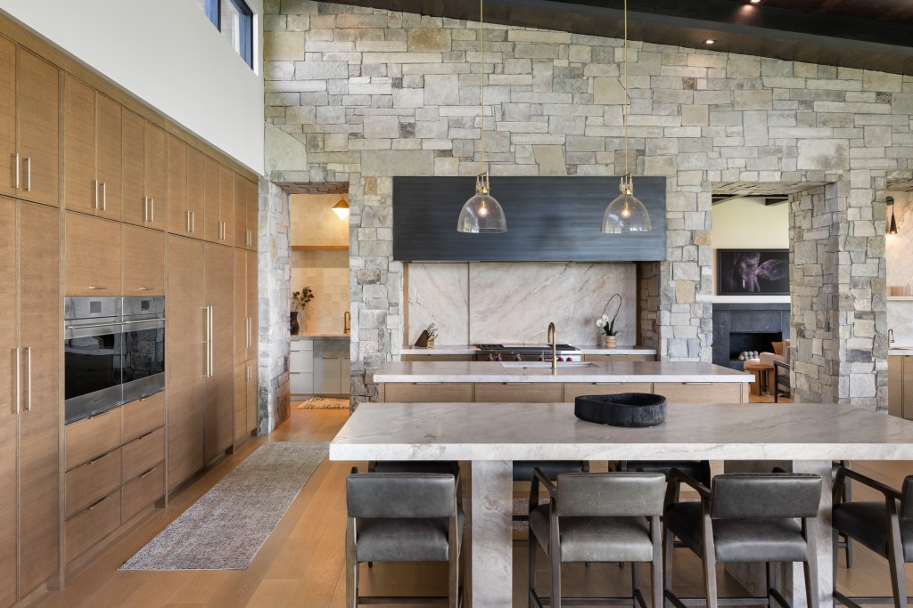 Designing a Luxurious Kitchen: Key&nbsp;Elements